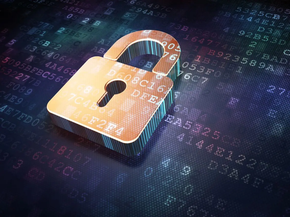 fm=f_axZd4q A padlock sitting on top of a table.